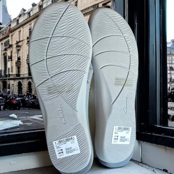 NWT CLARKS CLOUD STEPPERS ( 7 ) Sullivan Rest Navy and Light Blue - Picture 9 of 10